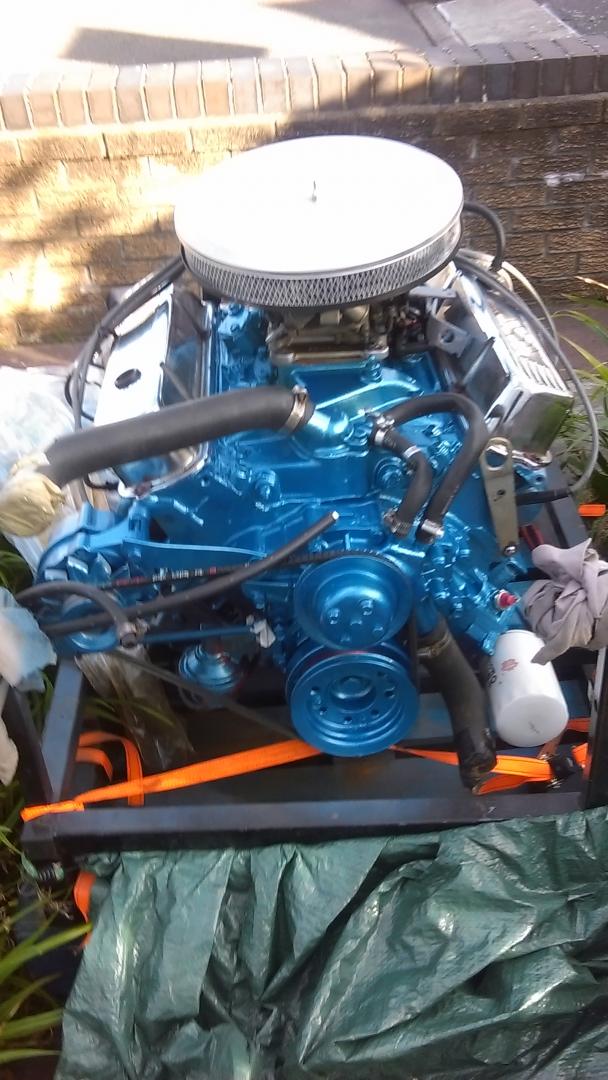 holden 253 (4.2) v8 engine and manual box SOLD